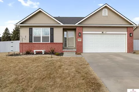 20862 Flavin Cir, Omaha, NE 68022