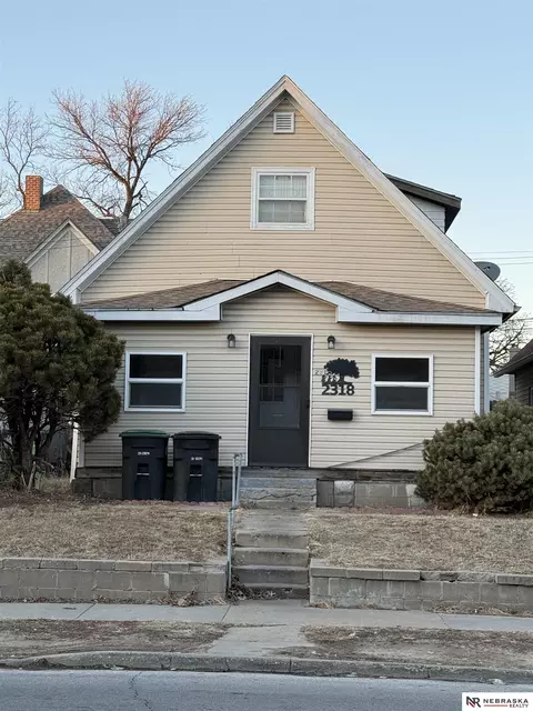 2318 F St, Omaha, NE 68107
