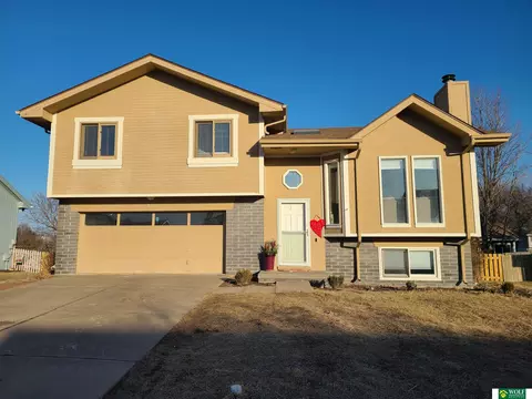 8015 S 154th St S, Omaha, NE 68138
