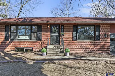 4500 S 50th St, Lincoln, NE 68516