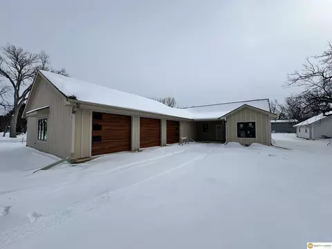 209 Madison St, Waterloo, NE 68069 photo 1
