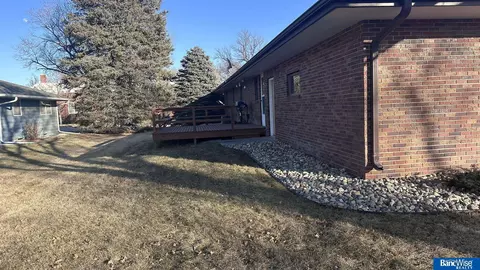 223 B St, Hampton, NE 68843 photo 2