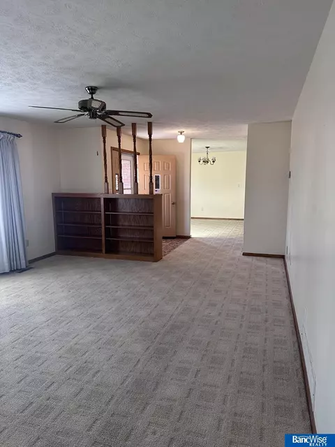 223 B St, Hampton, NE 68843 photo 4