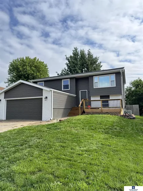 600 W Burt Dr, Lincoln, NE 68521