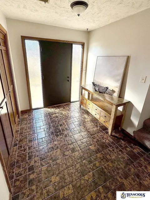 Entry Way - 1322 S 5th St, Beatrice, NE 68310 photo 1 of 3