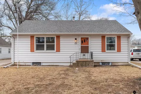 635 S 50th St, Lincoln, NE 68510