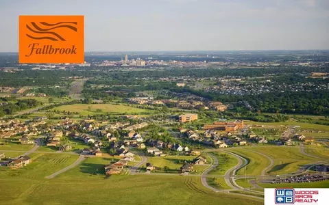 6869 NW 7th St, Lincoln, NE 68521