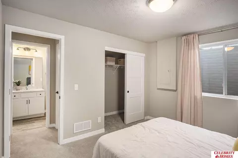 16911 Curtis Ave, Omaha, NE 68116 photo 18