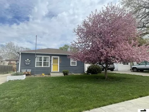 3940 Lewis Ave, Lincoln, NE 68521
