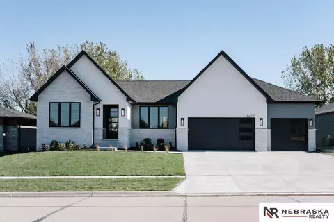 6400 S 90th St, Lincoln, NE 68510