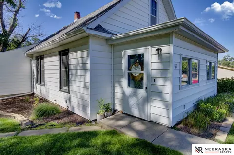 165 Elm St, Springfield, NE 68059 photo 3