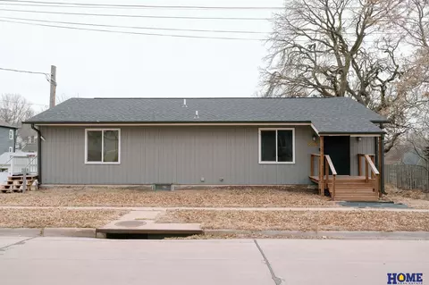 235 River St, Seward, NE 68434