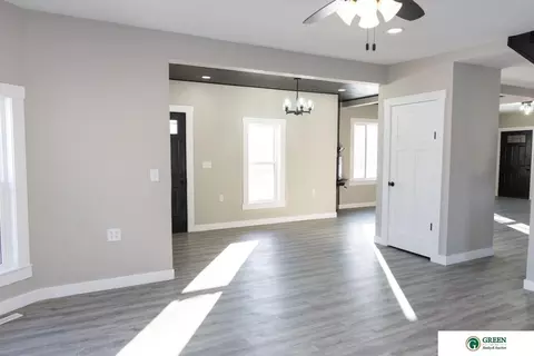 506 W Cedar St, Sutton, NE 68979 photo 6