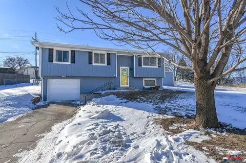 108 Laura Ln, Ceresco, NE 68017