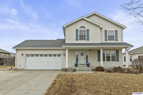 2225 N 82 St, Lincoln, NE 68505