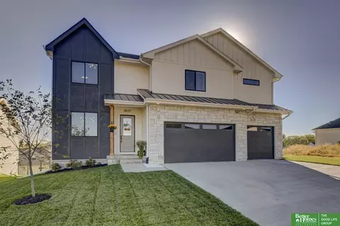 8217 N 167 Ave, Bennington, NE 68007