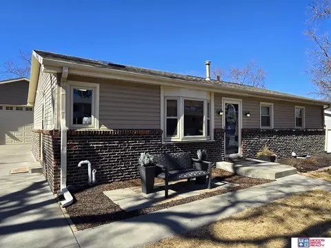 2315 N 74th St, Lincoln, NE 68507
