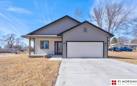 202 N 26th St, Ashland, NE 68003