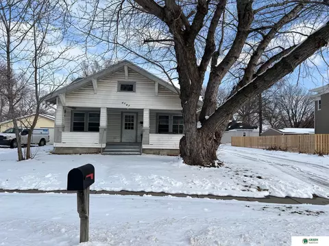 1910 N Nebraska Ave, York, NE 68467