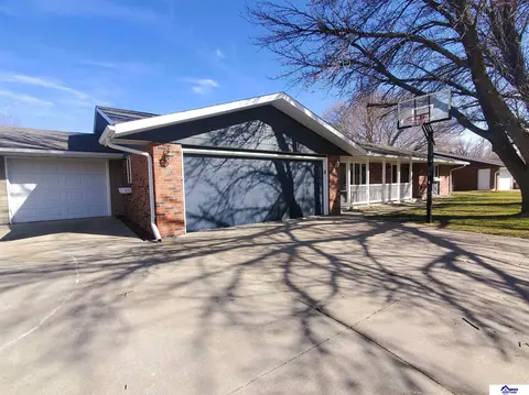 1160 10th St, Henderson, NE 68371