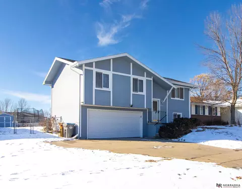 1621 SW 13th Street Cir, Lincoln, NE 68522