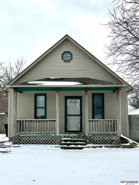 1611 E 4th St, Fremont, NE 68025