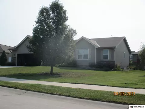 411 9th St, Springfield, NE 68059