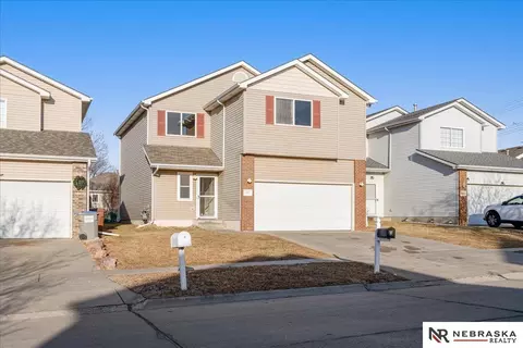 7421 N 17th Ct, Lincoln, NE 68521