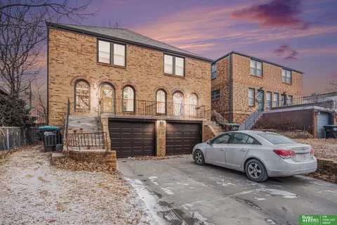 52165218 Corby St, Omaha, NE 68104