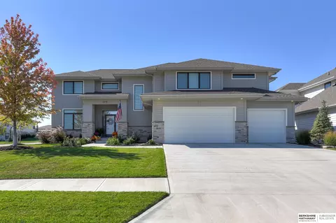 4316 S 219th St, Omaha, NE 68022