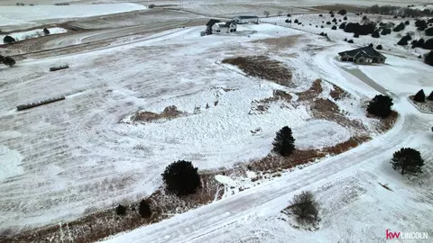 1370 Lakeview Ln, Beatrice, NE 68310 photo 7