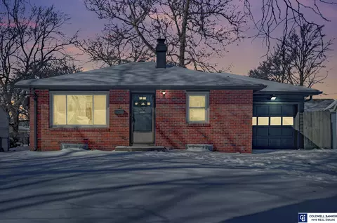 415 S 43rd St, Lincoln, NE 68510