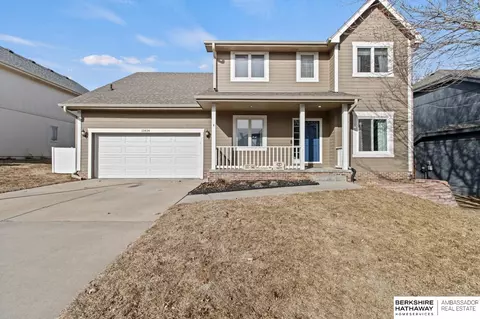 13434 Ames St, Omaha, NE 68164