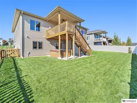 Exterior - 356 S 89 St, Lincoln, NE 68520 photo 4 of 7