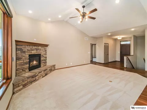 Living - 356 S 89 St, Lincoln, NE 68520 photo 4 of 7