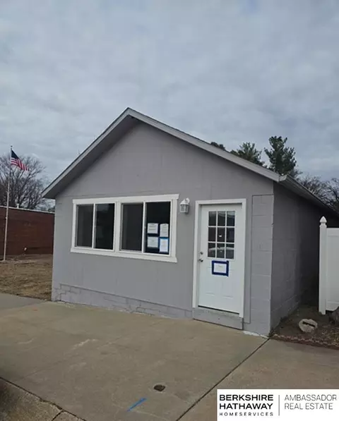 619 House St, Avoca, NE 68307