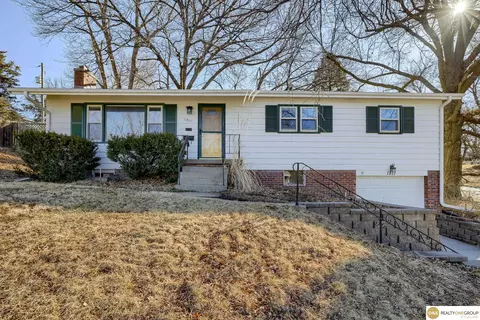 1511 Madison St, Bellevue, NE 68005
