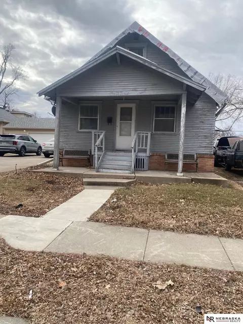 1531 Whittier St, Lincoln, NE 68503
