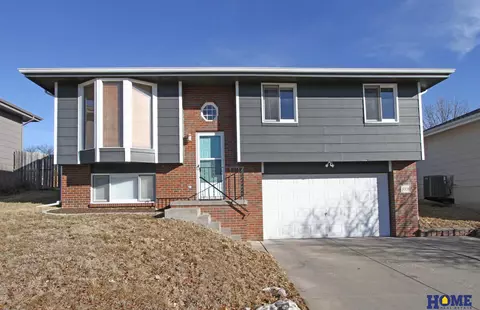 5328 W Butler Ave, Lincoln, NE 68524