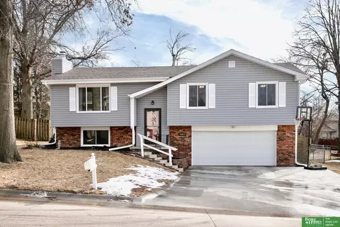 14811 Franklin Plz, Omaha, NE 68154