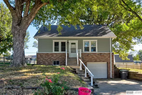 4811 S 49th Ave, Omaha, NE 68117