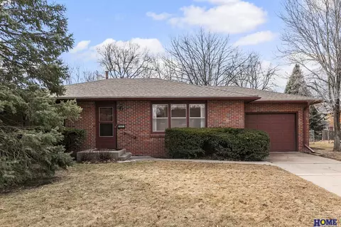 4601 S 43rd St, Lincoln, NE 68516