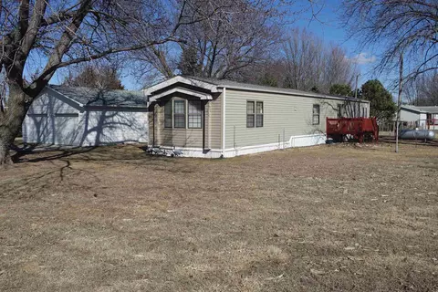 123 Westgate Dr, Ames, NE 68621