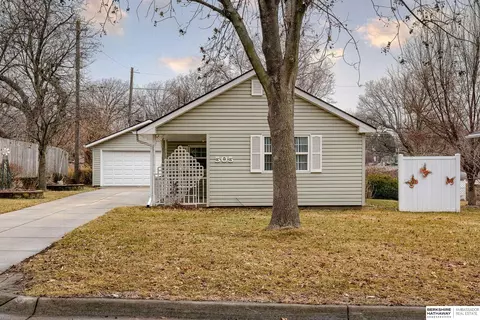 505 S 55th St, Lincoln, NE 68510