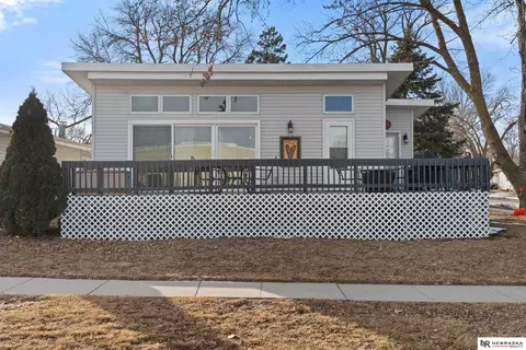 101 W Elm St, Cedar Bluffs, NE 68015