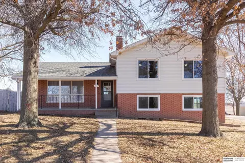 212 Natchez St, Memphis, NE 68042