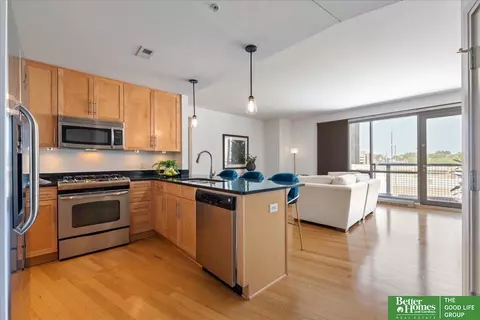 200 S 31 Ave #4510, Omaha, NE 68131