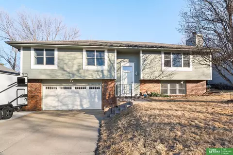 5021 S 162nd St, Omaha, NE 68135