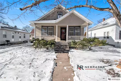 1041 S 31 St, Lincoln, NE 68510