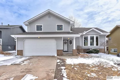 5017 N 126th St, Omaha, NE 68164